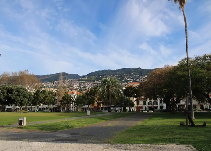 Alexia 3* Funchal (Madeira)