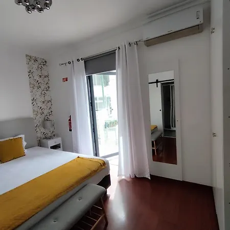 Alojamento de Acomodação e Pequeno-almoço Alexia Funchal (Madeira)